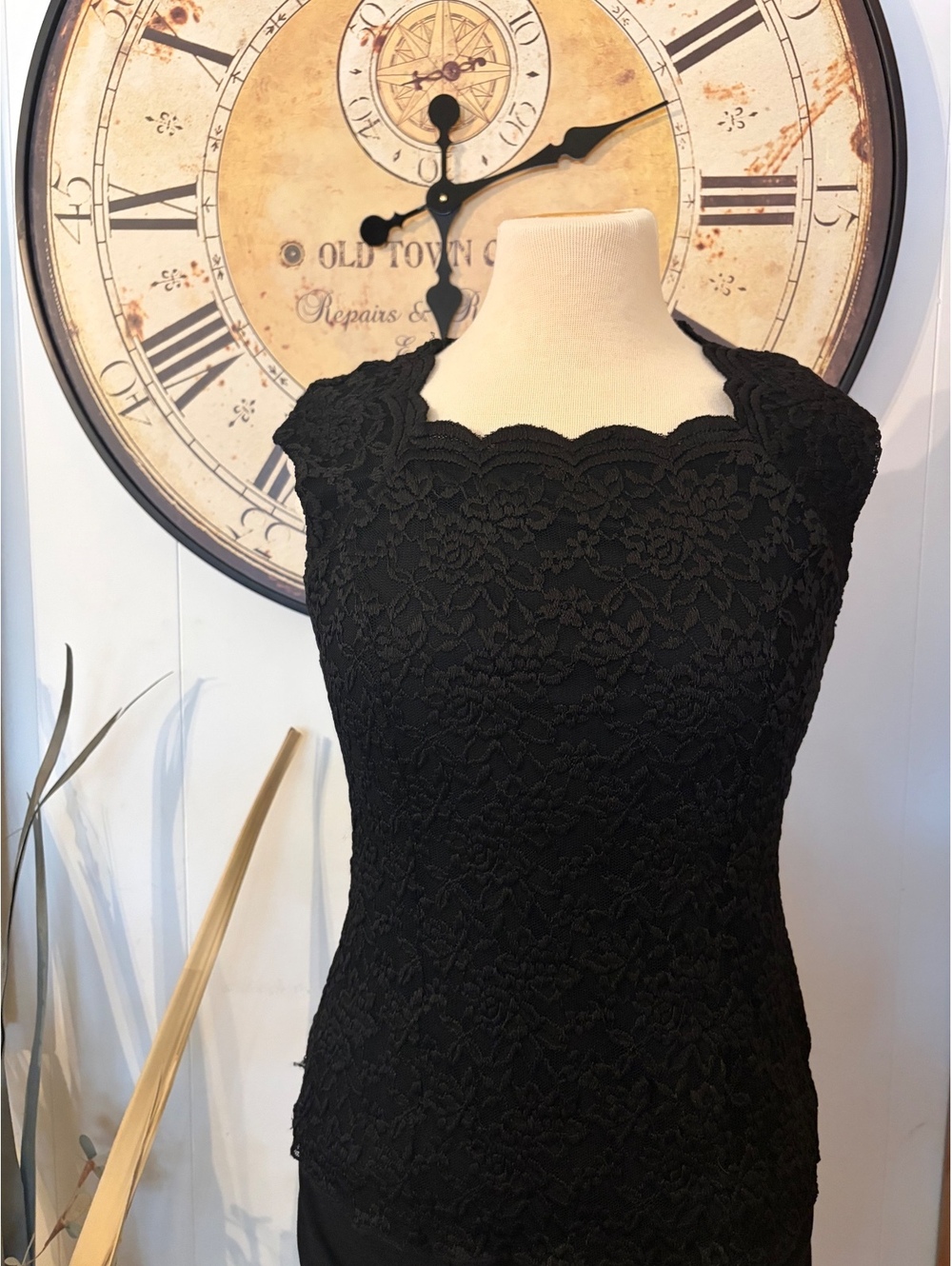 Jennie & Marlis Black Lace Sleeveless Top, Size Small, Vintage